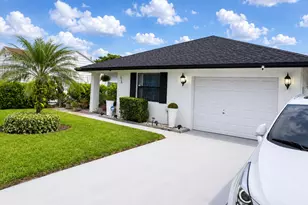 821 Hampton Rd, West Palm Beach, FL 33405 - Photo 1