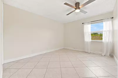 3 Flanders A, Delray Beach, FL 33484 - Photo 13