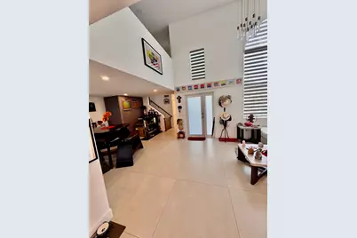 1081 Wilshire Circle E, Pembroke Pines, FL 33027 - Photo 7