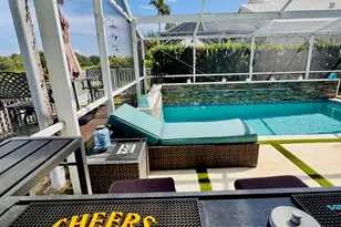 1081 Wilshire Cir E, Pembroke Pines, FL 33027 - Photo 33