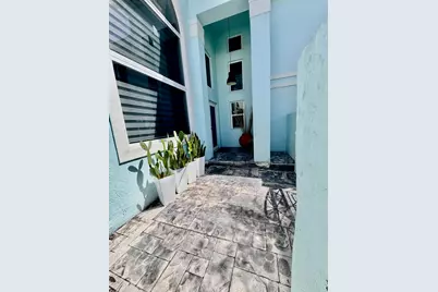 1081 Wilshire Circle E, Pembroke Pines, FL 33027 - Photo 39