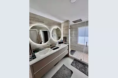 1081 Wilshire Circle E, Pembroke Pines, FL 33027 - Photo 15