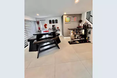 1081 Wilshire Circle E, Pembroke Pines, FL 33027 - Photo 41
