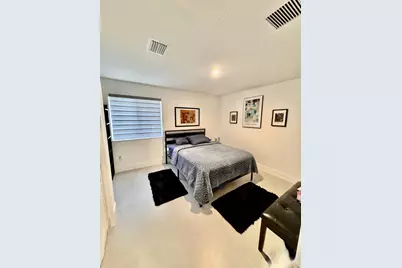 1081 Wilshire Circle E, Pembroke Pines, FL 33027 - Photo 19