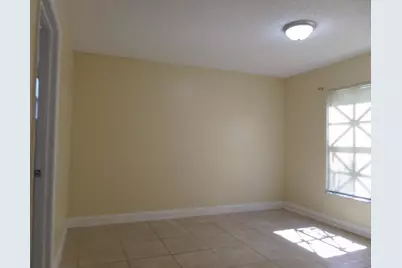 1524 Lake Crystal Drive #B, West Palm Beach, FL 33411 - Photo 7