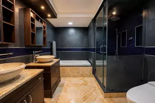 111 SE 8th Ave, Fort Lauderdale, FL 33301 - Photo 17