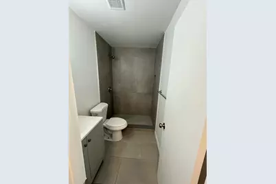 749 SE 15th Street #6, Fort Lauderdale, FL 33316 - Photo 9