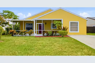 7702 Blairwood Circle S, Greenacres, FL 33467 - Photo 3