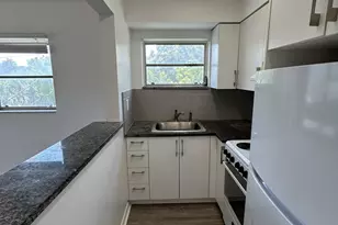 749 SE 15th St, Fort Lauderdale, FL 33316 - Photo 3