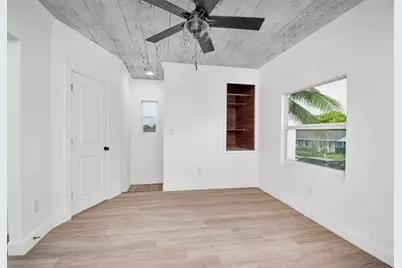 318 N E Street, Lake Worth Beach, FL 33460 - Photo 5