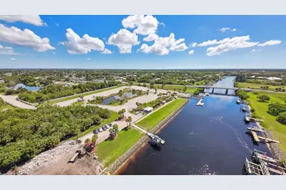 343 SE Fisk Road, Port Saint Lucie, FL 34984 - Photo 15