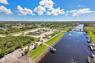 343 SE Fisk Rd, Port Saint Lucie, FL 34984 - Photo 15