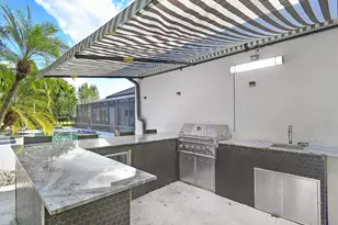 15700 Carrera Ln, Wellington, FL 33414 - Photo 19