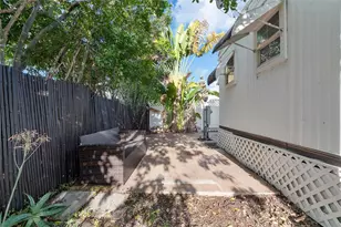 2710 E Marina Dr, Dania Beach, FL 33312 - Photo 9