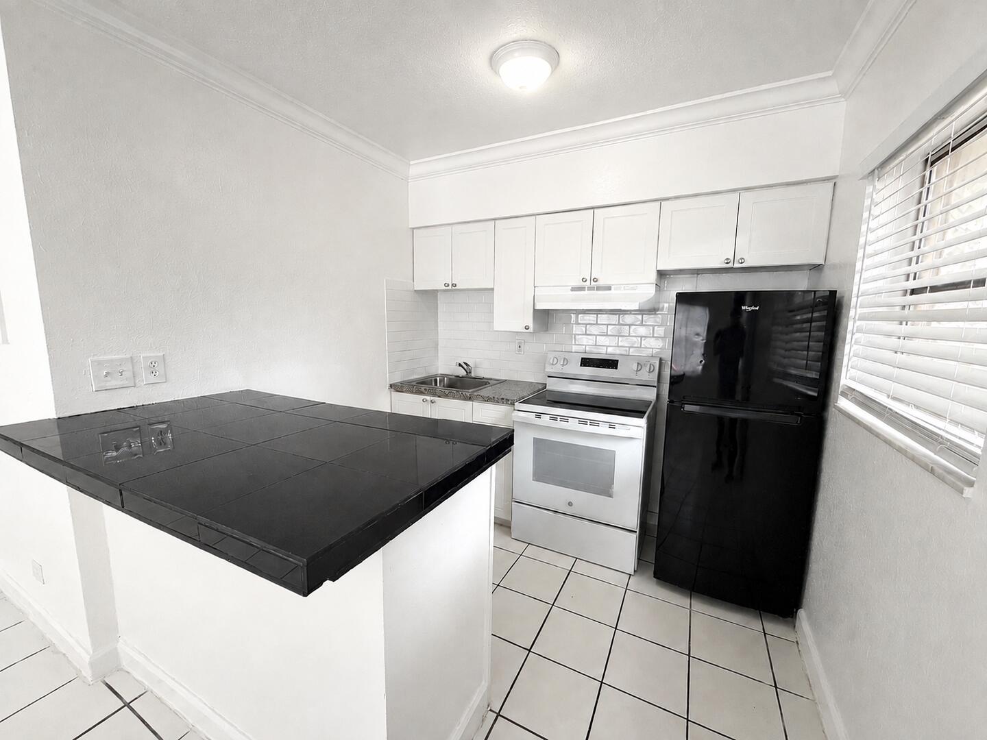 715 SW 14th Ave #1 - 715 SW 14th Ave #1, Fort Lauderdale, FL 33312 Luxury Property | Jose Angel Pina