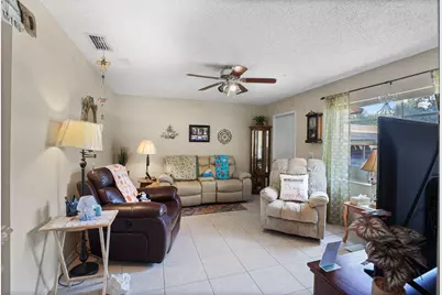 3324 S Jenkins Road, Fort Pierce, FL 34981 - Photo 7