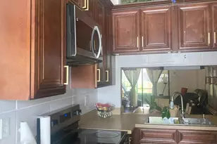 1040 Parkside Green Dr, Greenacres, FL 33415 - Photo 5