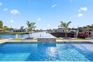 5641 Bayview Dr, Fort Lauderdale, FL 33308 - Photo 15