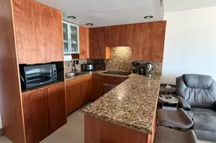 300 Oregon St, Hollywood, FL 33019 - Photo 11