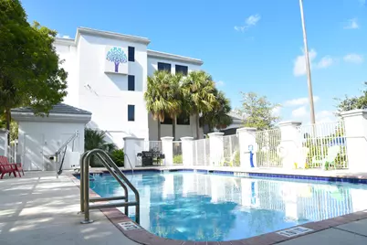 7051 N Seacrest Boulevard, Lantana, FL 33462 - Photo 7