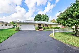 8520 NW 29th Dr, Coral Springs, FL 33065 - Photo 1