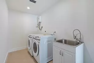 11851 NW 7th St, Plantation, FL 33325 - Photo 29