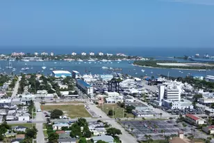 120 W 22nd St, Riviera Beach, FL 33404 - Photo 9
