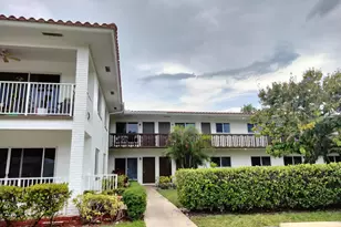 600 S Luna Ct, Hollywood, FL 33021 - Photo 1