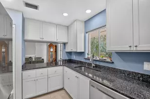 12524 Shoreline Dr, Wellington, FL 33414 - Photo 9