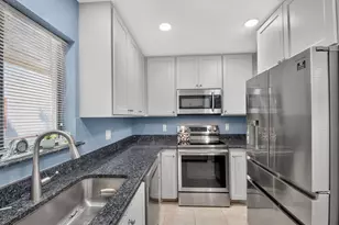 12524 Shoreline Dr, Wellington, FL 33414 - Photo 7