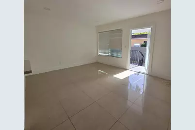 181 NE 168th Street #2, North Miami Beach, FL 33162 - Photo 5