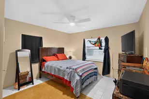 208 SW 2nd Pl, Dania Beach, FL 33004 - Photo 11