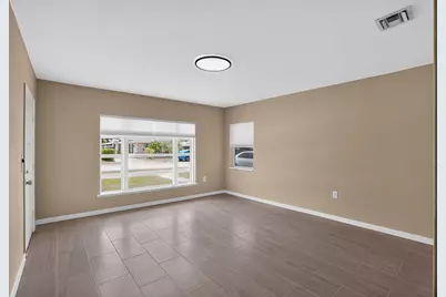 208 SW 2nd Place #1-2, Dania Beach, FL 33004 - Photo 5