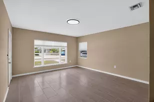 208 SW 2nd Pl, Dania Beach, FL 33004 - Photo 5