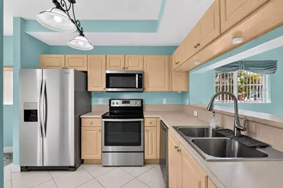 4721 Lucerne Lakes Boulevard E #711, Lake Worth, FL 33467 - Photo 9