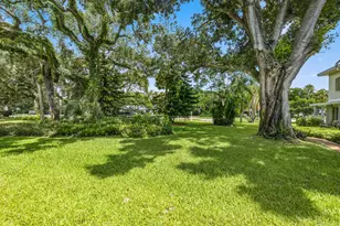 677 Royal Palm Blvd, Vero Beach, FL 32960 - Photo 27