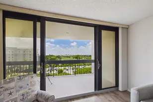 2400 Presidential Way, West Palm Beach, FL 33401 - Photo 21