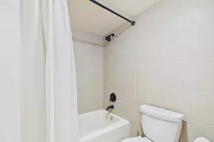 2400 Presidential Way, West Palm Beach, FL 33401 - Photo 17