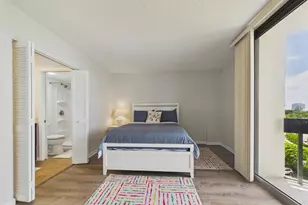 2400 Presidential Way, West Palm Beach, FL 33401 - Photo 19