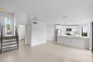 439 NW 36th Ave, Deerfield Beach, FL 33442 - Photo 7