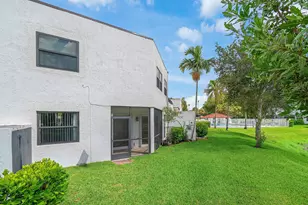 439 NW 36th Ave, Deerfield Beach, FL 33442 - Photo 39