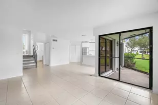 439 NW 36th Ave, Deerfield Beach, FL 33442 - Photo 5