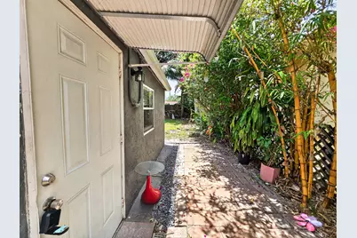 2426 NE 184th Street, North Miami Beach, FL 33160 - Photo 15
