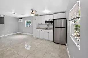 2426 NE 184th St, North Miami Beach, FL 33160 - Photo 3