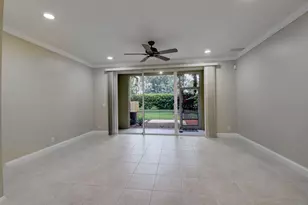 9113 Tremezzo Ln, Boynton Beach, FL 33472 - Photo 7