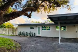 2401 Andros Ln, Fort Lauderdale, FL 33312 - Photo 7