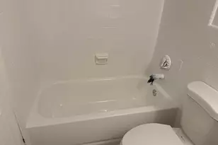 2285 NE 172nd St, North Miami Beach, FL 33160 - Photo 5