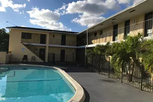 2285 NE 172nd St, North Miami Beach, FL 33160 - Photo 11