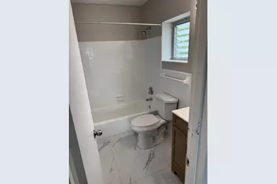 2285 NE 172nd Street #12, North Miami Beach, FL 33160 - Photo 3