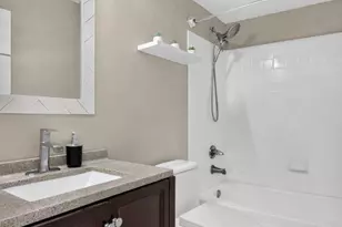 2300 NW 33rd St, Oakland Park, FL 33309 - Photo 15